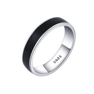OLIVIE Pánsky strieborný prsteň ENAMEL 7454 Veľkosť prsteňov: 13 (EÚ: 71) Ag 925; ≤2,3 g.